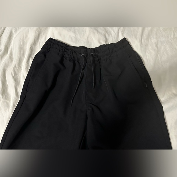 Men’s Shorts- Size Small - Picture 3 of 6